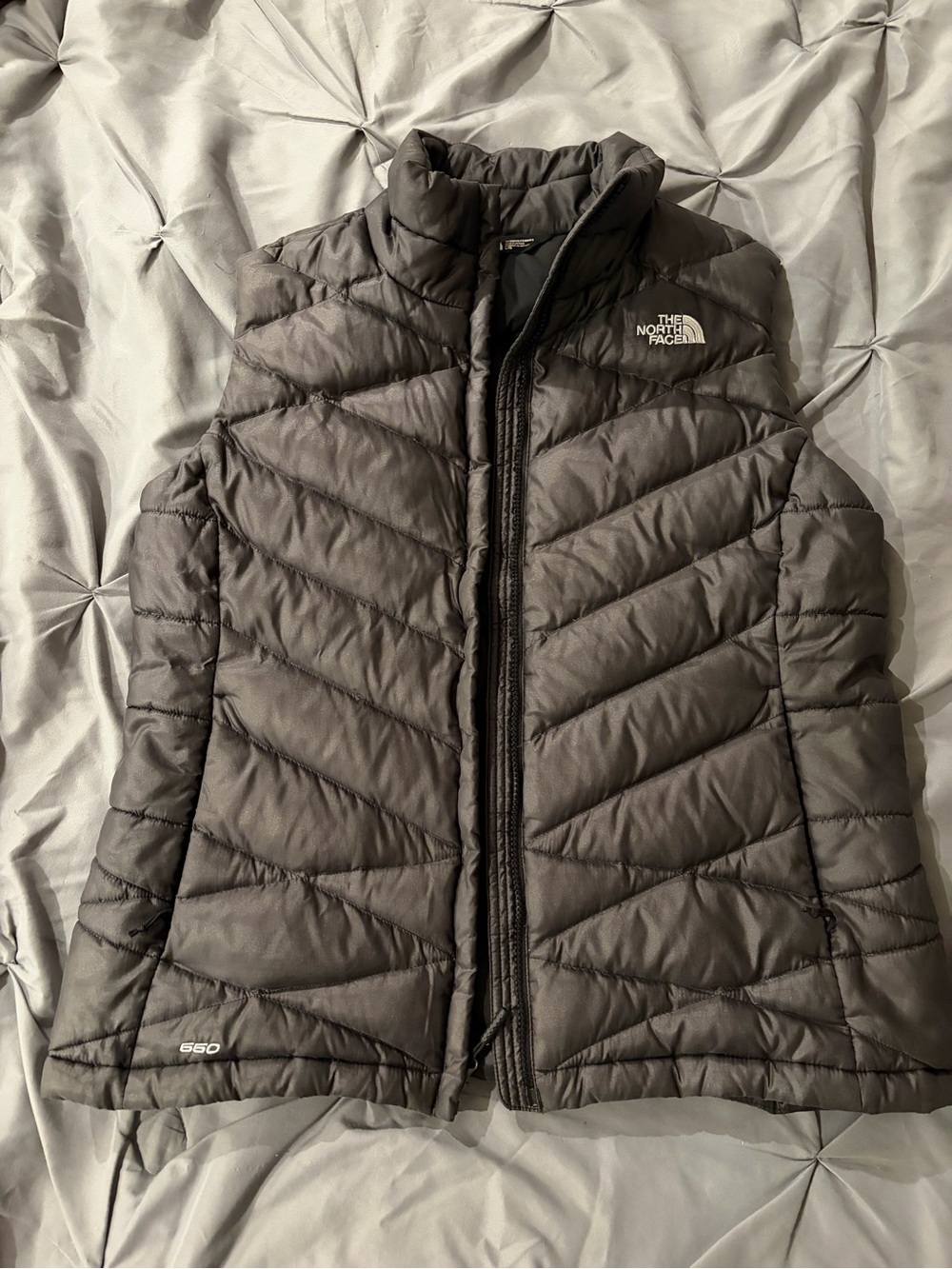 The North Face Down Insulated Vest in Black